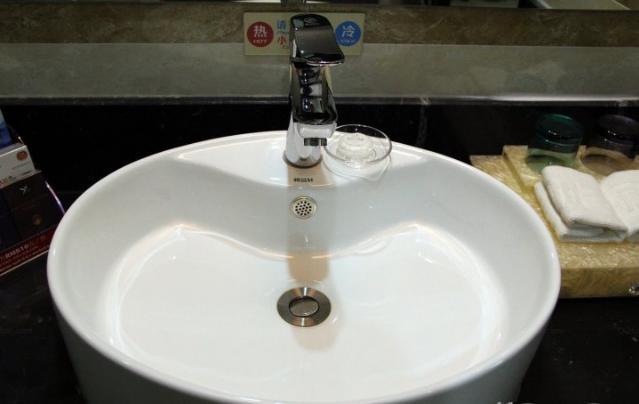 Jinan Yue Ming Xuan Hotel ג'ינאן מראה חיצוני תמונה